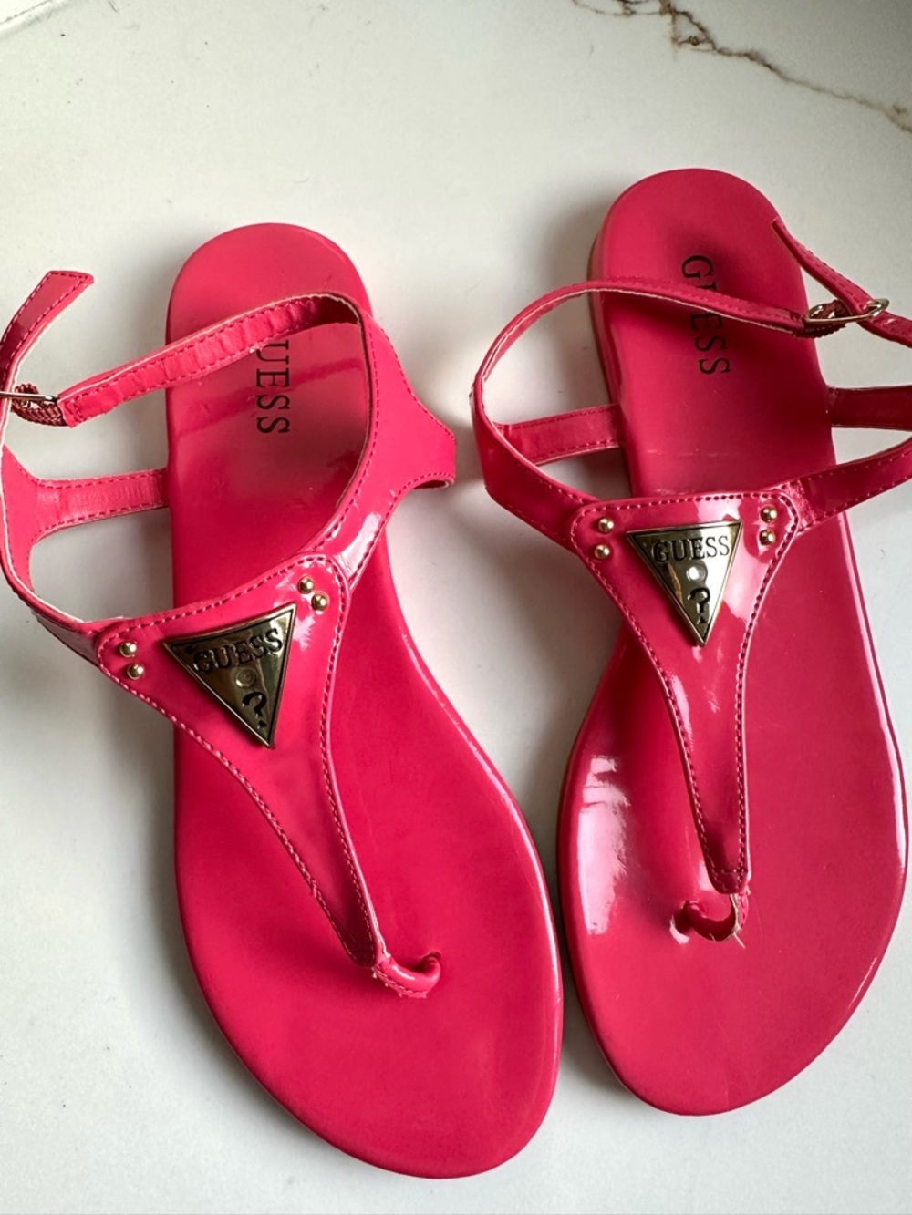 GUESS classic pink sandals 8